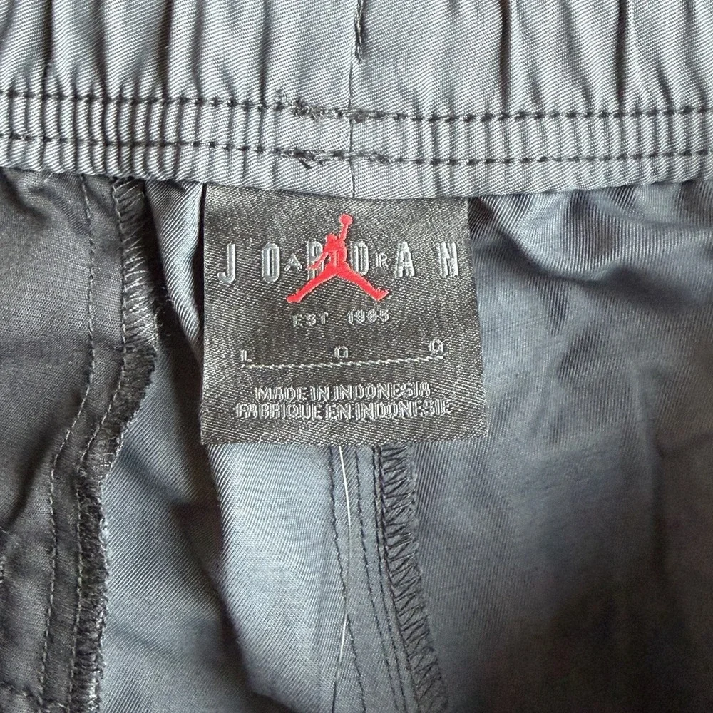 Nike Air Jordan Essentials Woven Cargo Pants Men Size Large Black FN4539-010 NEW